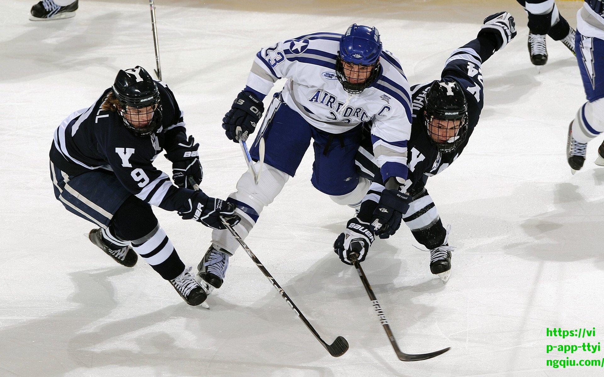 密尔沃基雄鹿队，交易截止日后的补强之路远未结束，三个阵容名额的空缺预示着什么？