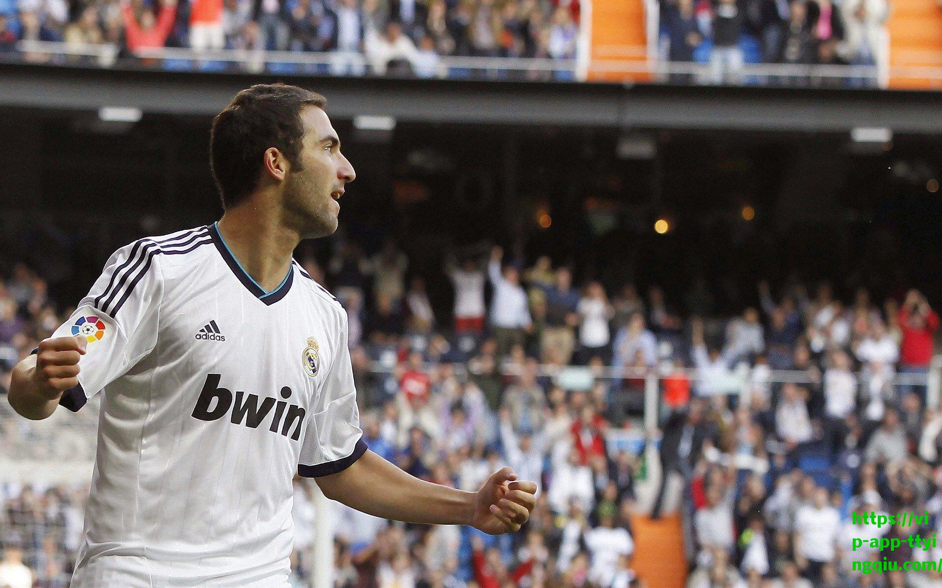 男篮世界杯倒计时,美国队星光黯淡 约基奇确认缺席引发全球关注