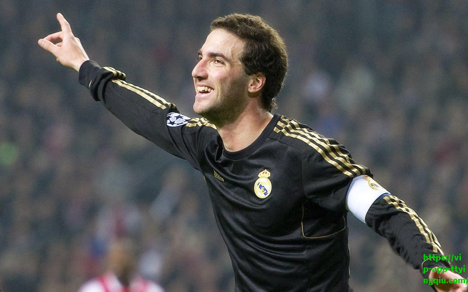 帕夫洛维奇誓言逆转彰显拜仁基因 南部之星逆境中重拾铁血传统